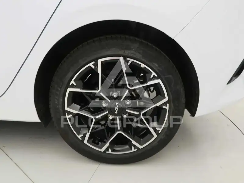 2025 KIA Ceed