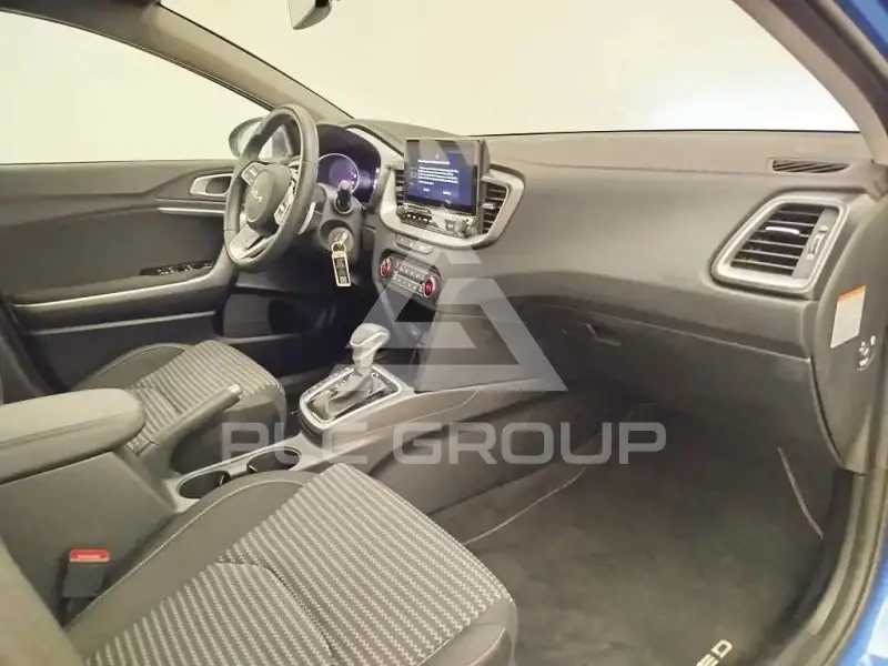 2025 KIA Ceed