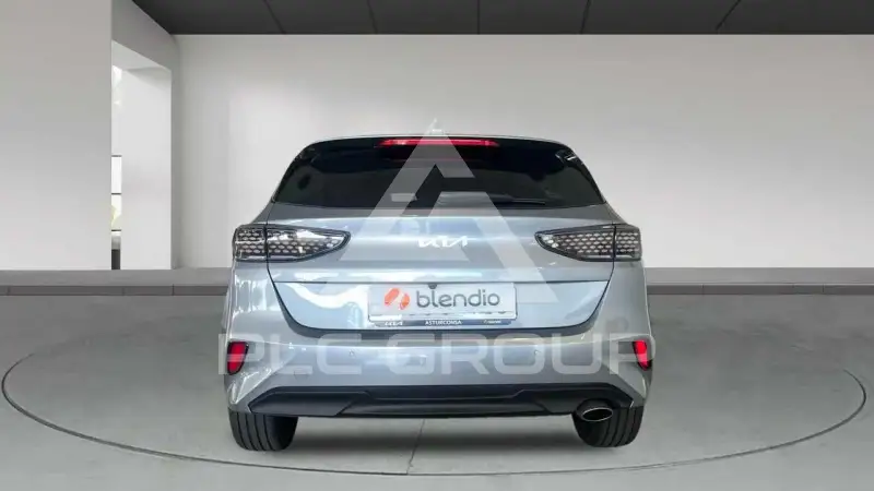 2025 KIA Ceed