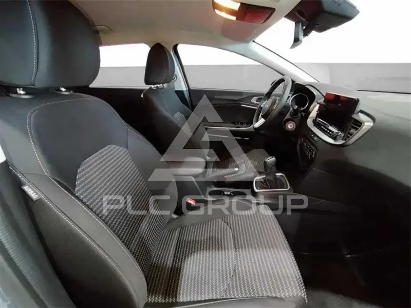 2025 KIA Ceed