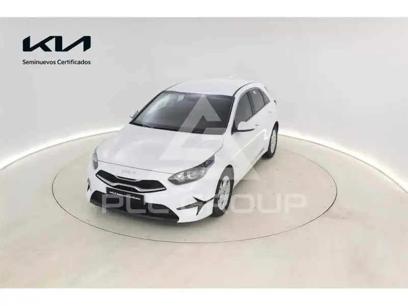 2025 KIA Ceed