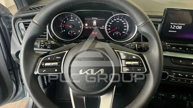 2025 KIA Ceed