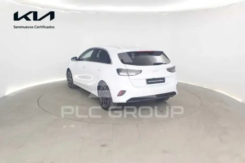 2025 KIA Ceed