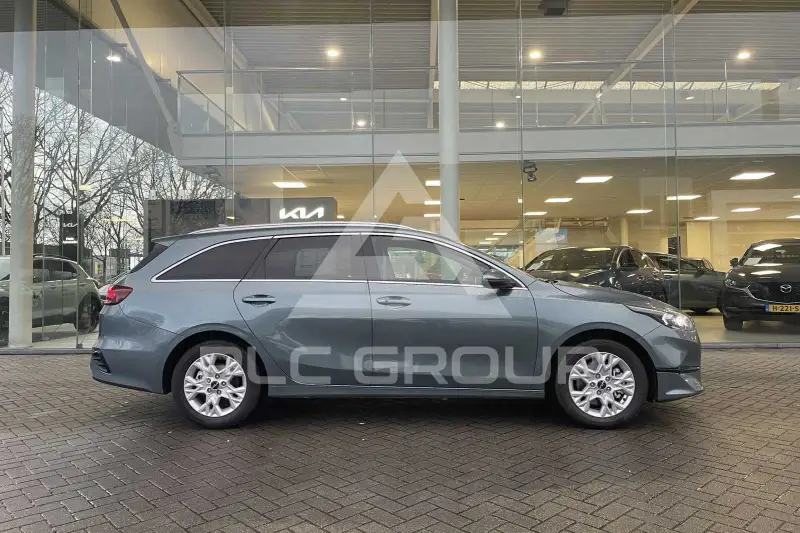 2025 KIA Ceed