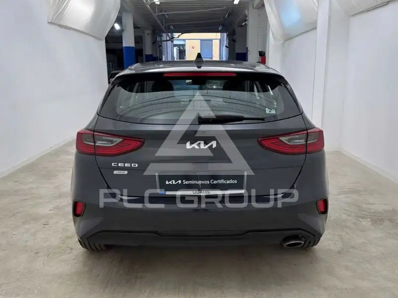 2025 KIA Ceed