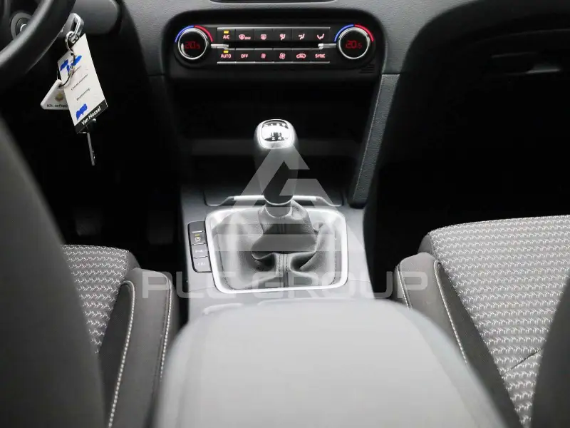 2025 KIA Ceed