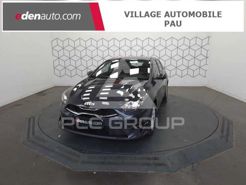 2025 KIA Ceed