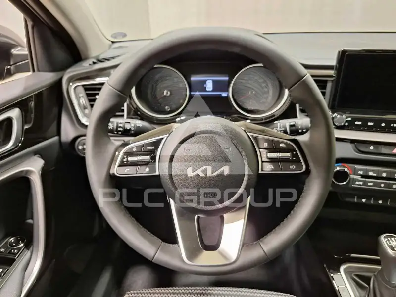 2025 KIA Ceed