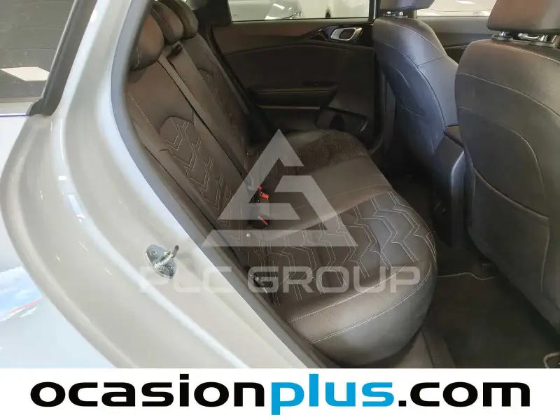2025 KIA Ceed