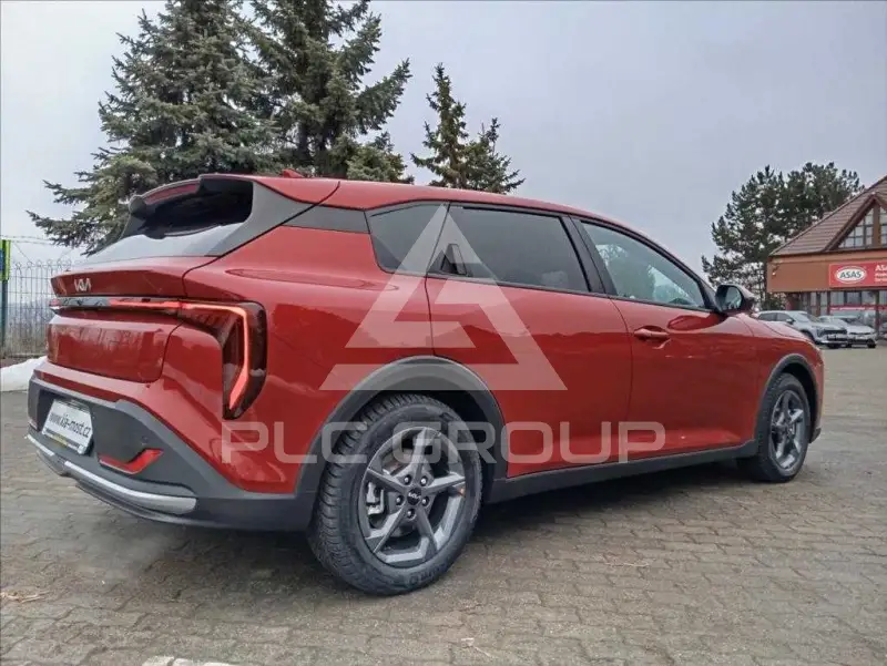 2025 KIA K4