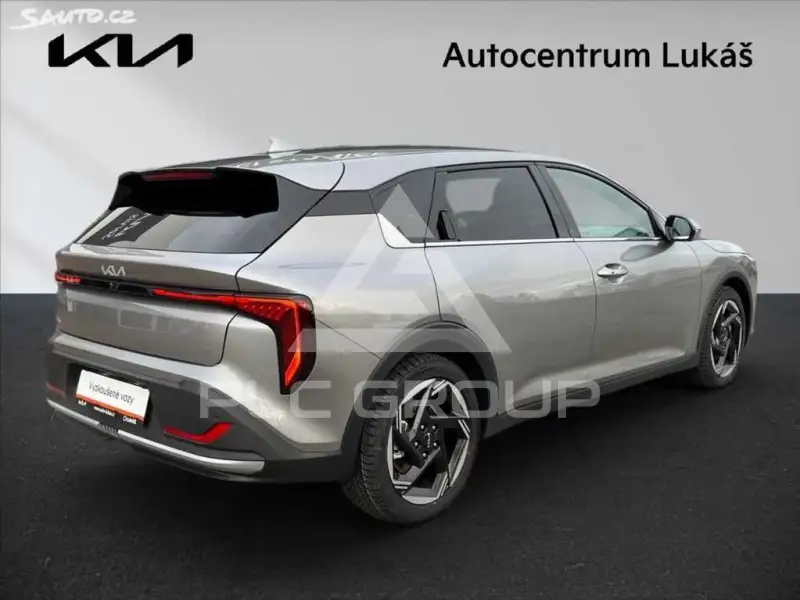 2025 KIA K4