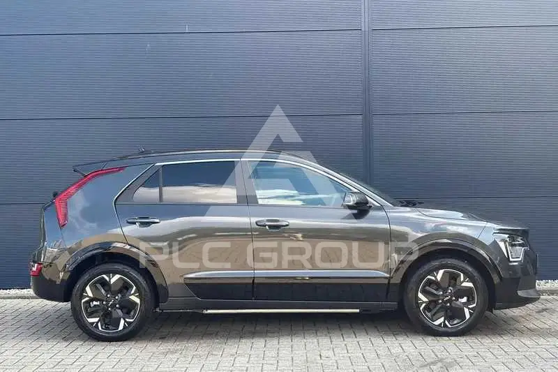 2025 KIA Niro