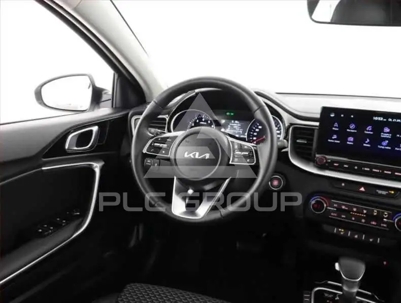 2025 KIA XCEED