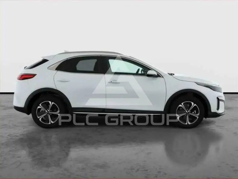 2025 KIA XCEED