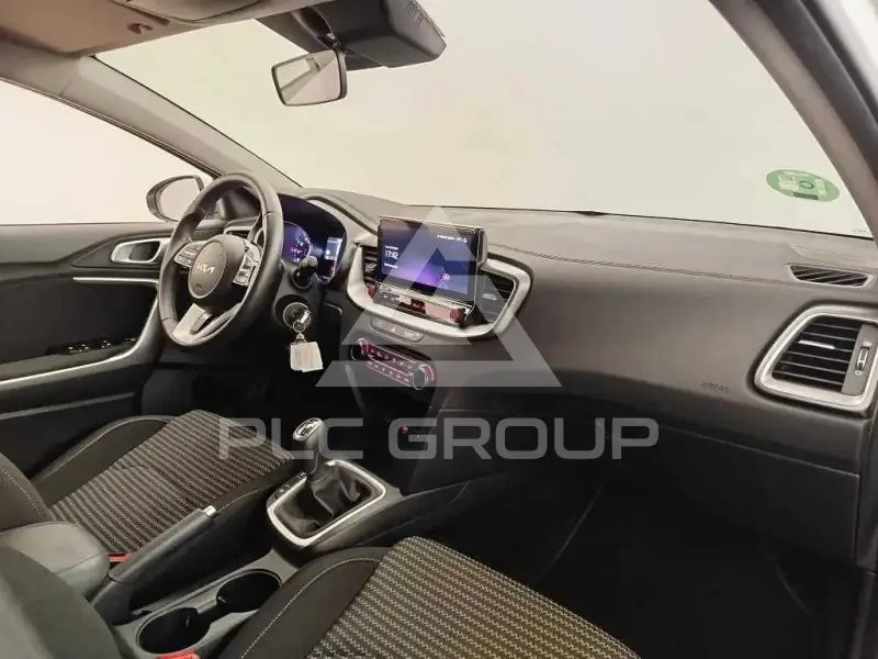 2025 KIA XCEED