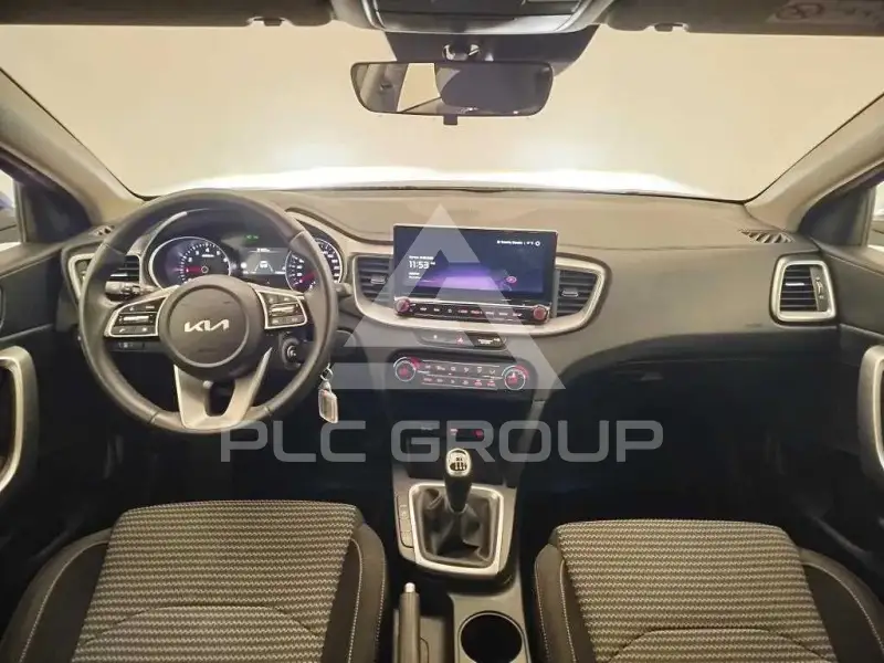 2025 KIA XCEED