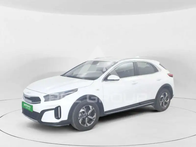 2025 KIA XCEED