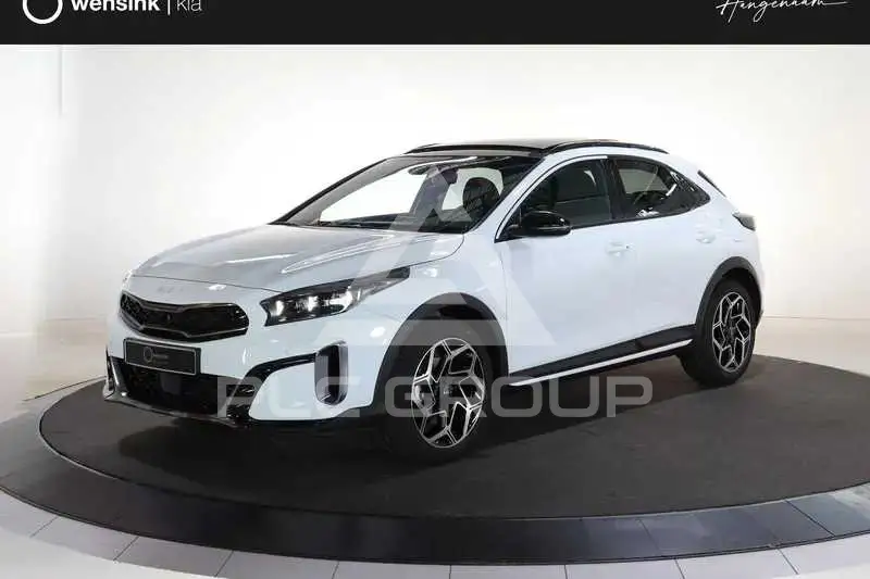 2025 KIA XCEED