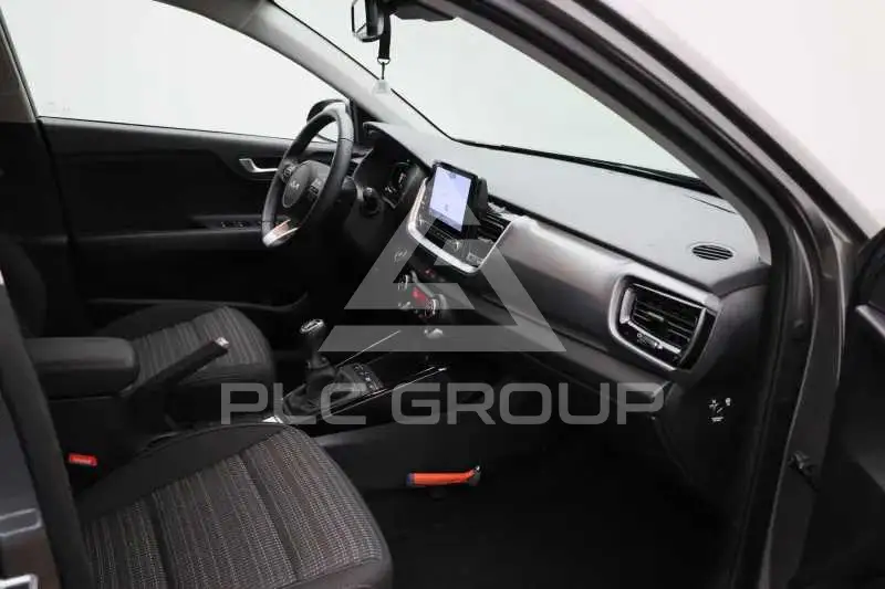2025 KIA Stonic