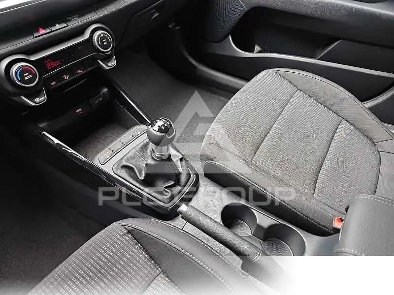 2025 KIA Stonic