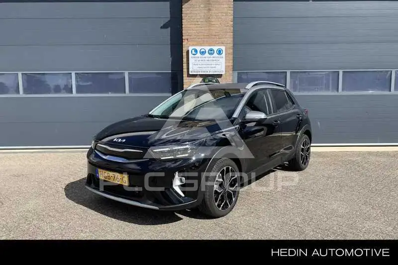 2025 KIA Stonic