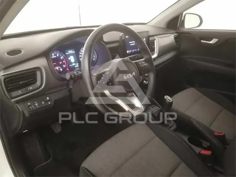 2025 KIA Stonic