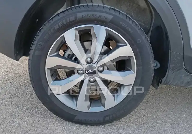 2025 KIA Stonic