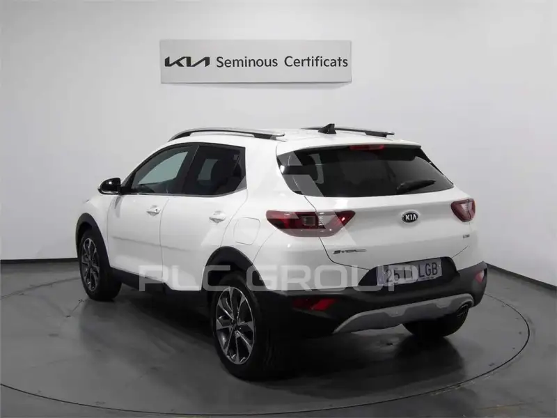 2025 KIA Stonic