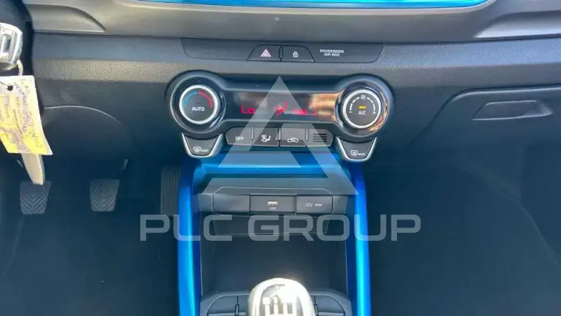 2025 KIA Stonic