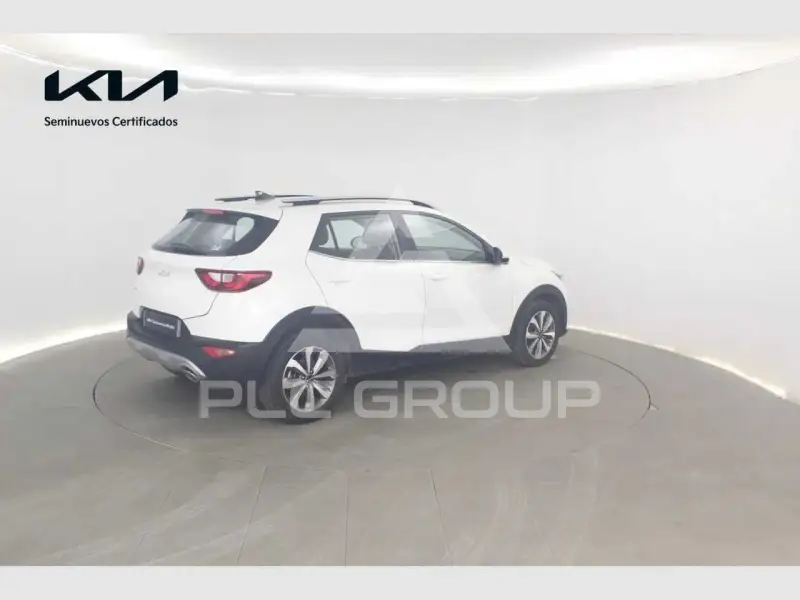 2025 KIA Stonic