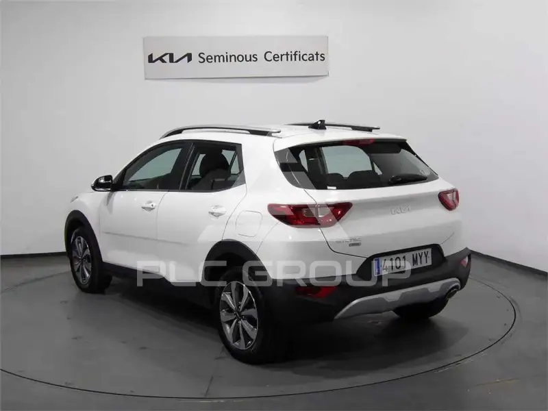 2025 KIA Stonic