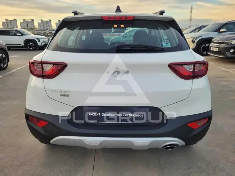 2025 KIA Stonic