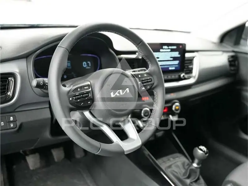 2025 KIA Stonic
