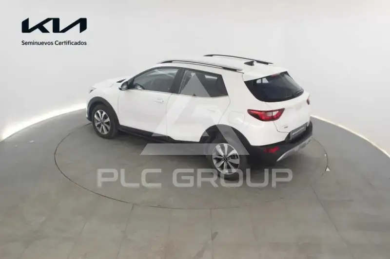 2025 KIA Stonic