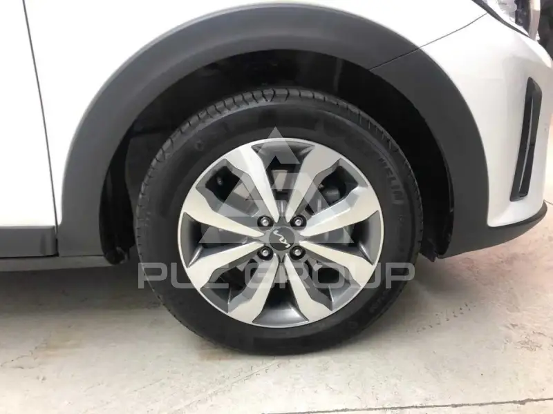 2025 KIA Stonic