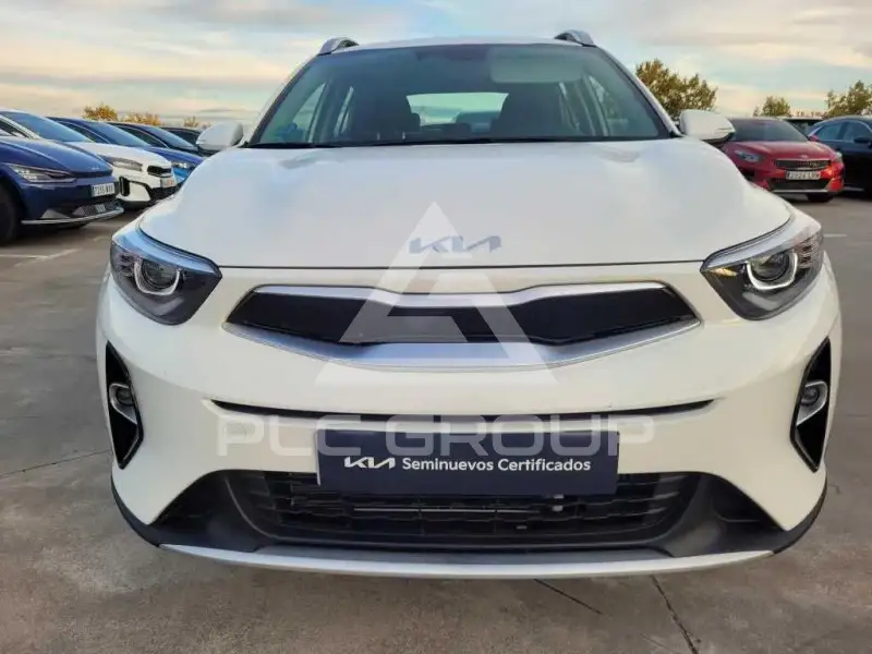2025 KIA Stonic