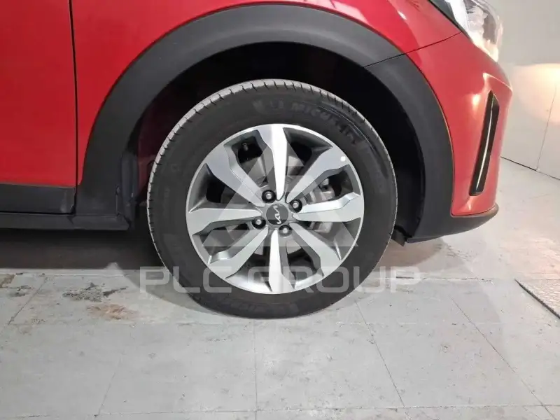 2025 KIA Stonic