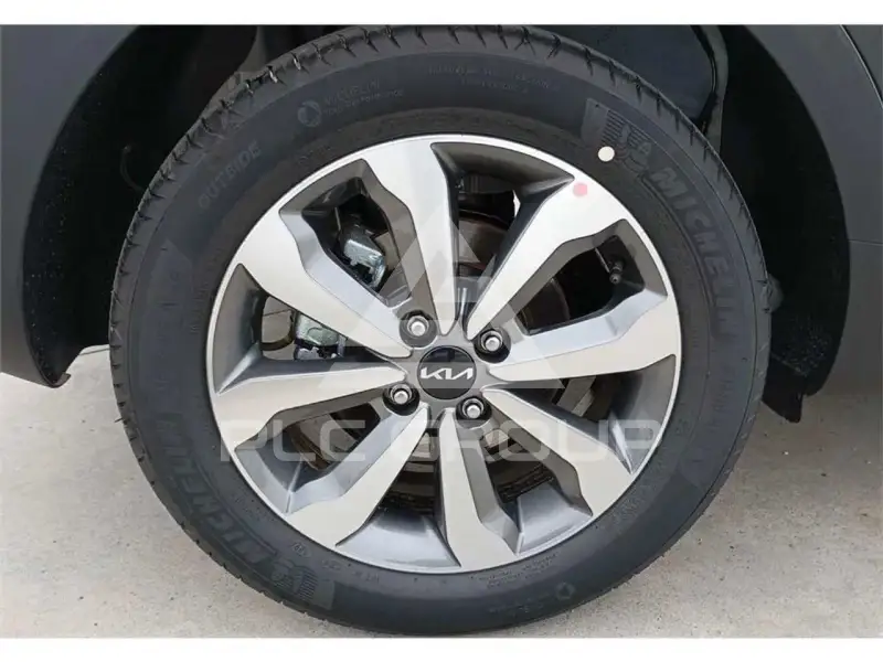 2025 KIA Stonic
