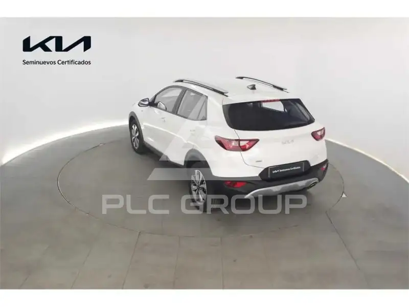 2025 KIA Stonic