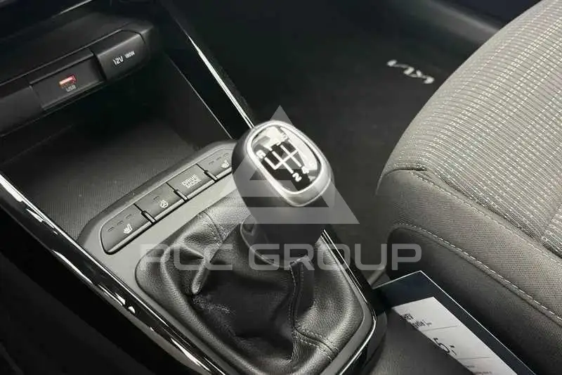 2025 KIA Stonic