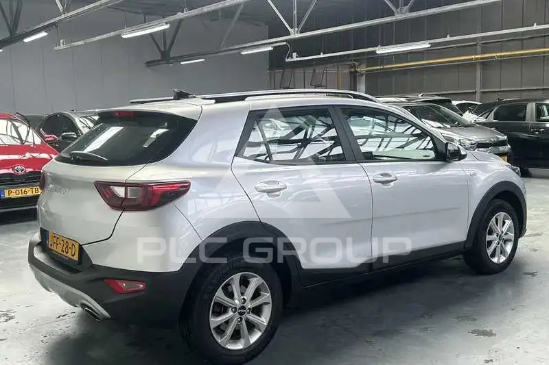 2025 KIA Stonic