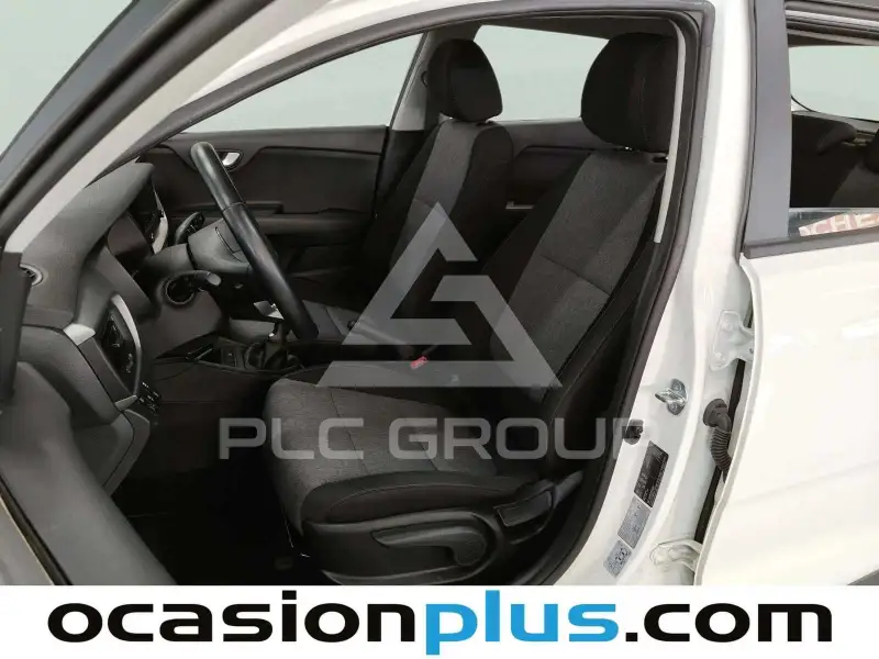 2025 KIA Stonic