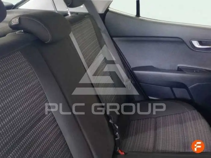 2025 KIA Stonic