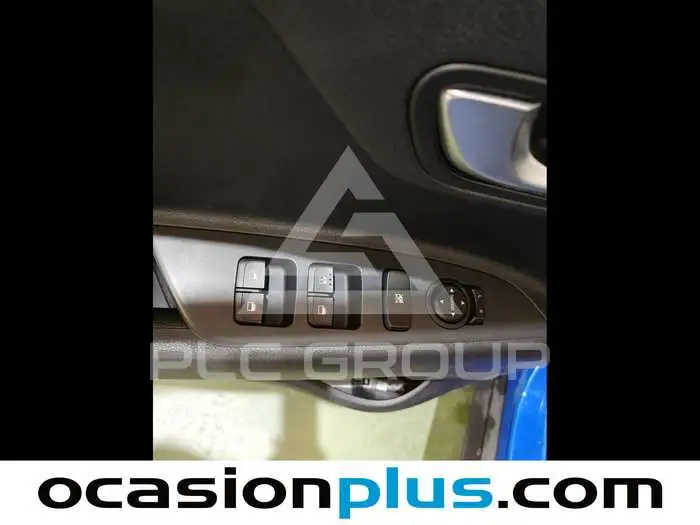 2025 KIA Stonic