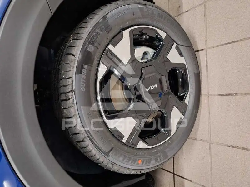 2025 KIA Stonic