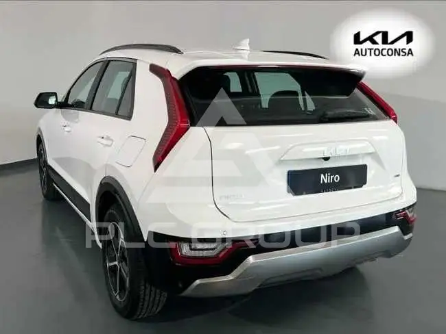 2025 KIA Niro