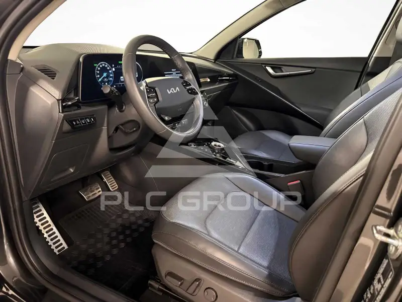 2025 KIA Niro