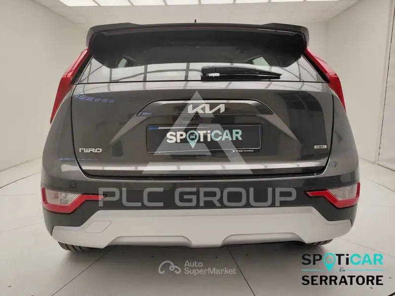 2025 KIA Niro