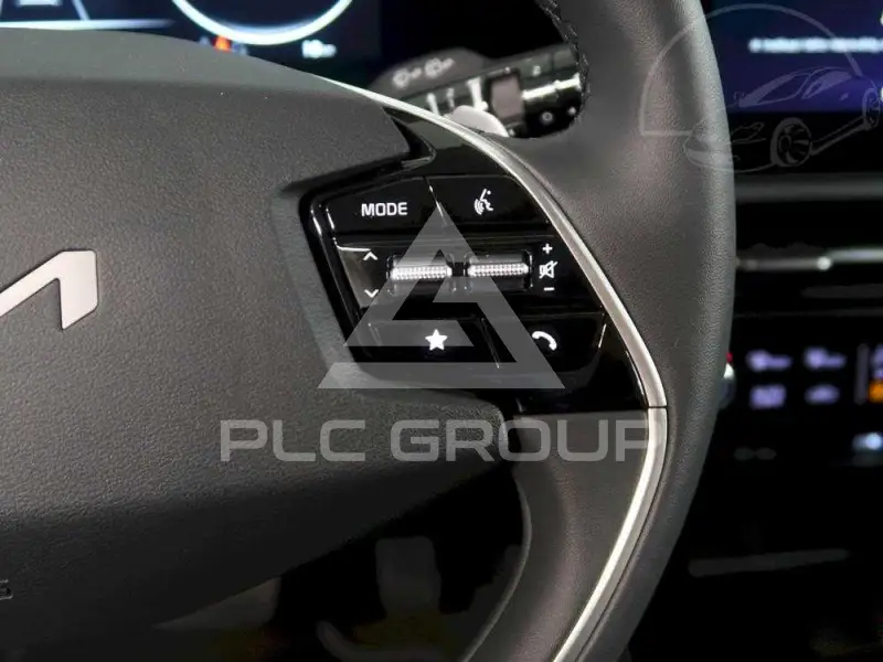 2025 KIA Niro