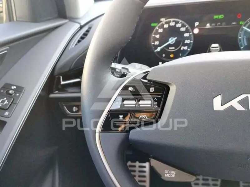 2025 KIA Niro